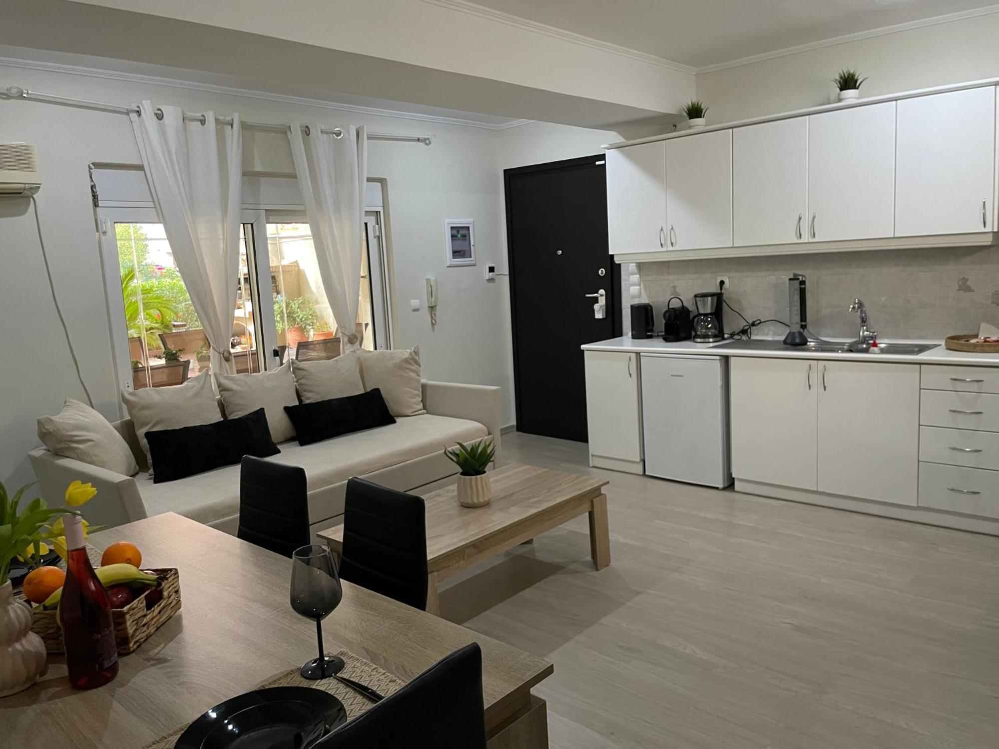 Triptolemus Stay Inn 엘레프시나 외부 사진